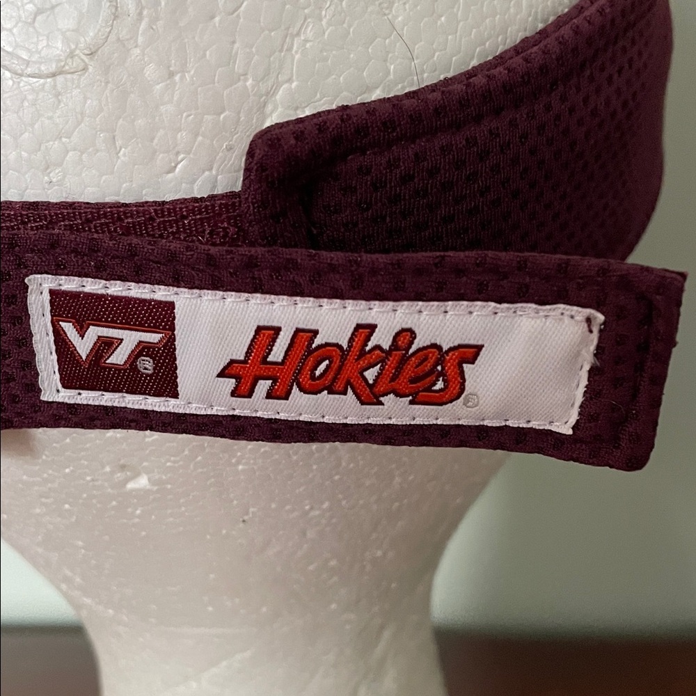 New Era Maroon and Gray Women's Visor - Picture 4 of 9